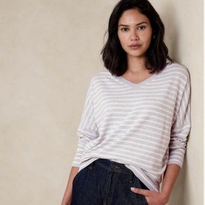 Banana Republic Grey Striped FOREVER DOLMAN V-NECK SWEATER - NWT